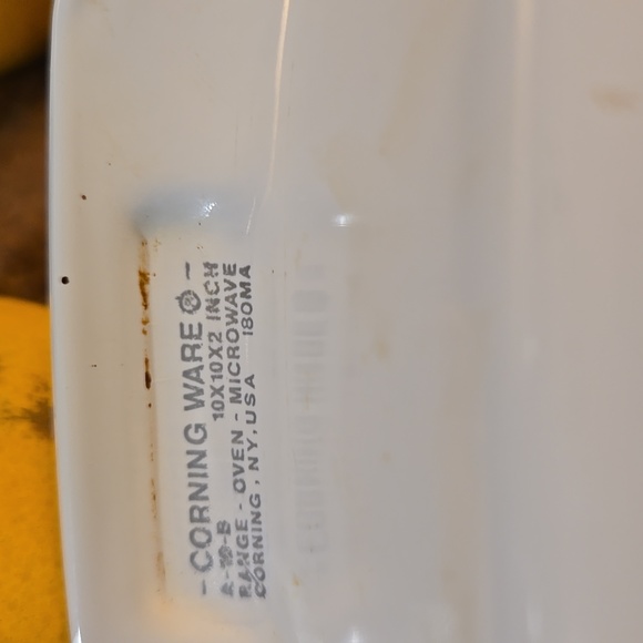 Vintage  Corningware. - Picture 3 of 4